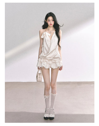 少也眼 “Evening Diva” French-Style Halter Mini Dress