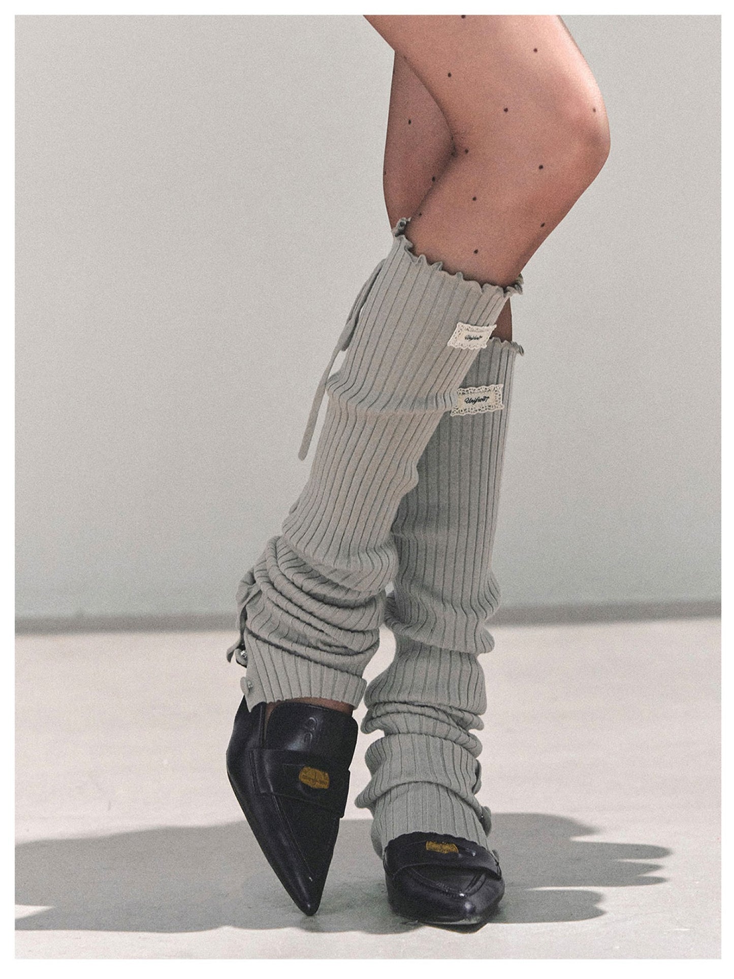 少也眼 “Whispered Warmth" Knit Winter Leg Warmers - Gray