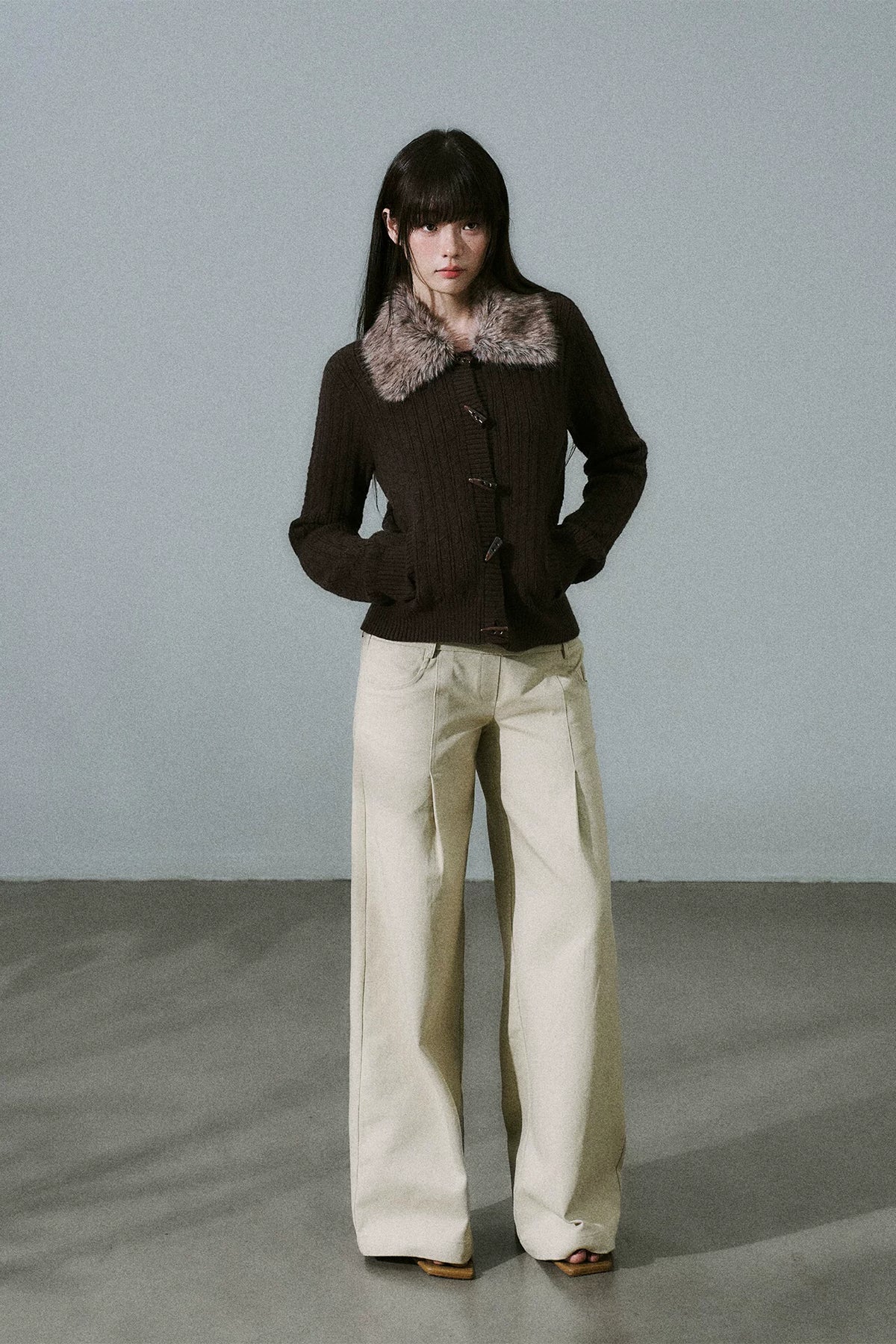 LOST FOREST - Dark Brown Detachable Faux-Fur Collar Toggle Cardigan