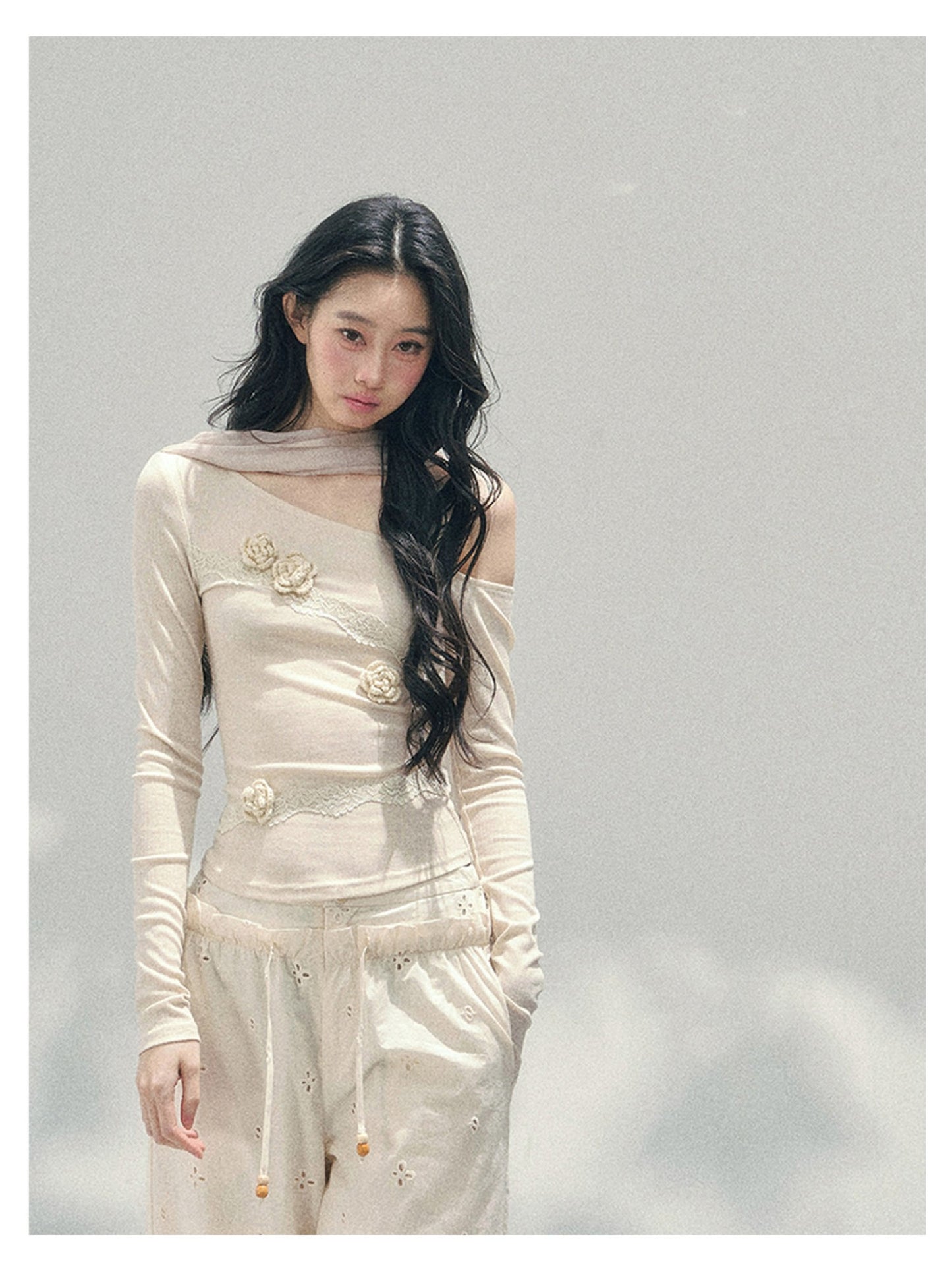 少也眼 “Rose Whisper” Asymmetrical Floral Lace Knit Top 45368753