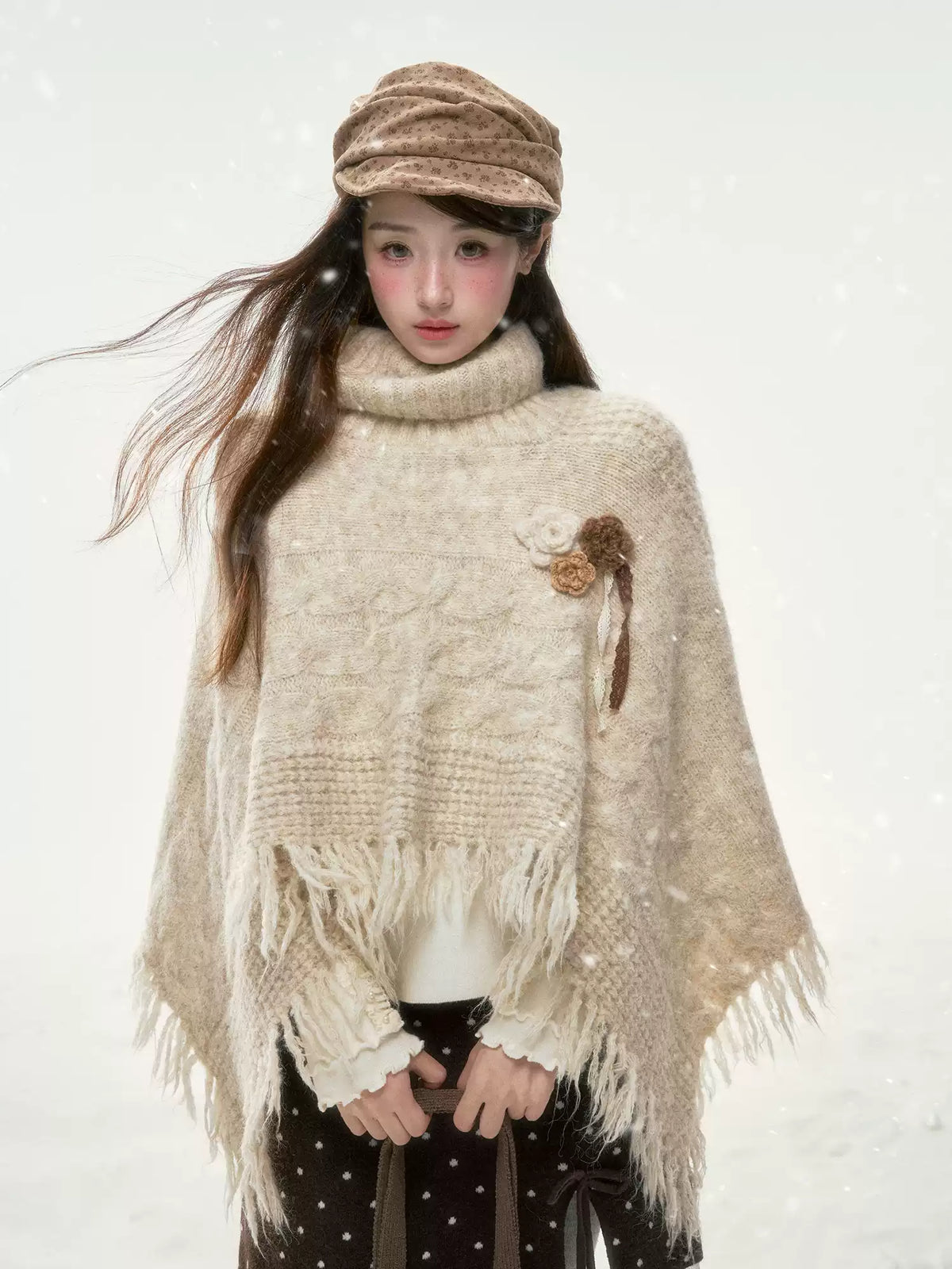 BIBIBENCY - Ivory Knit Cape Shawl with Fringe Trim