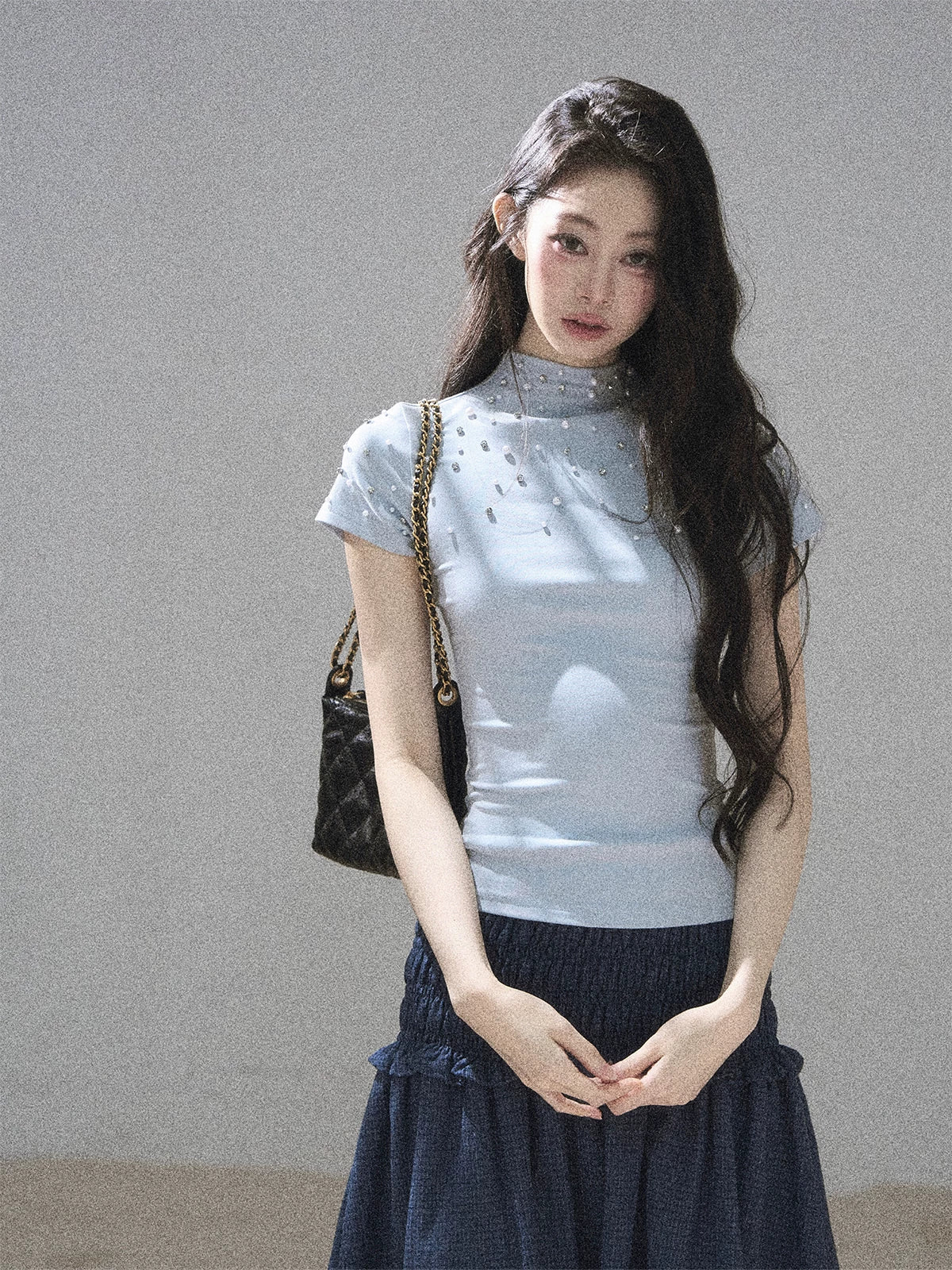 "Scattered Across the Milky Way" Pearl Beaded Knit T-Shirt (Haze Blue/ Sage Gray)