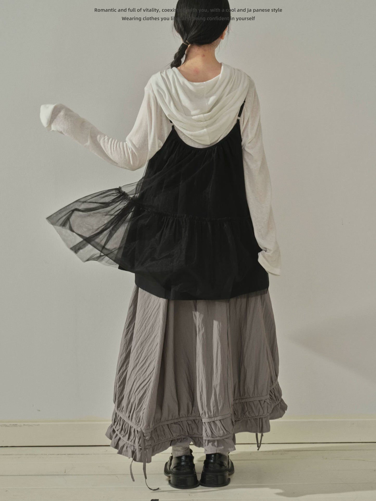 "Airy Veil" Layering Mesh Cami Top (Black / White)
