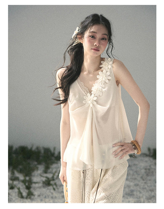 “Silent Rose” Ivory Floral Lace Sleeveless Top