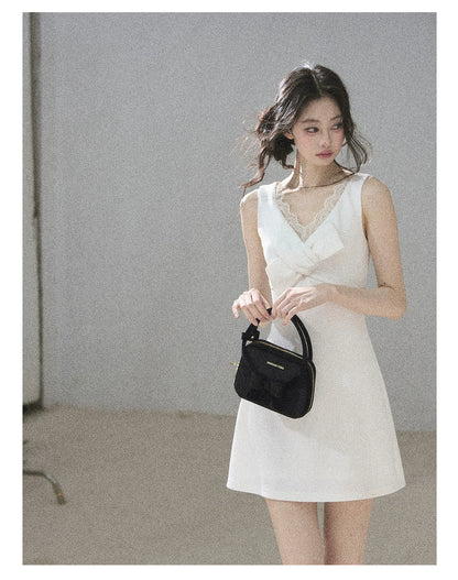 "White Tea Under the Moonlight" White Lace V-Neck Bodycon Mini Dress
