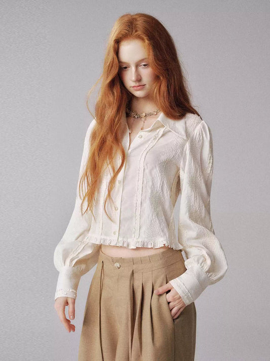 "月下听风" Textured Lantern Sleeve Blouse with Ruffle Hem