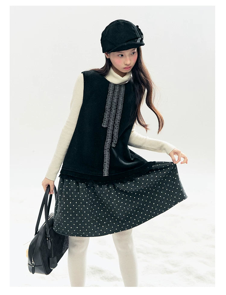 "Berlin Winter Chronicle" Black Polka Dot Capelet & Pinafore Dress Set