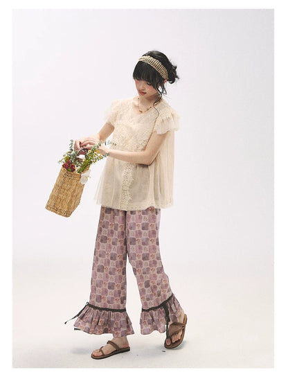 "Apricot Blossom Letter" Oatmeal Lace Patchwork Short Sleeve Blouse