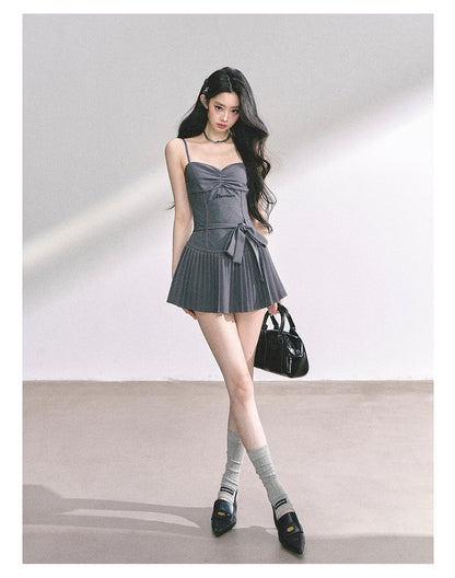 少也眼 “Model Girl Idol” Puff Mini Dress