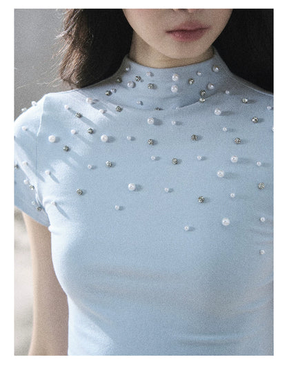 "Scattered Across the Milky Way" Pearl Beaded Knit T-Shirt (Haze Blue/ Sage Gray)