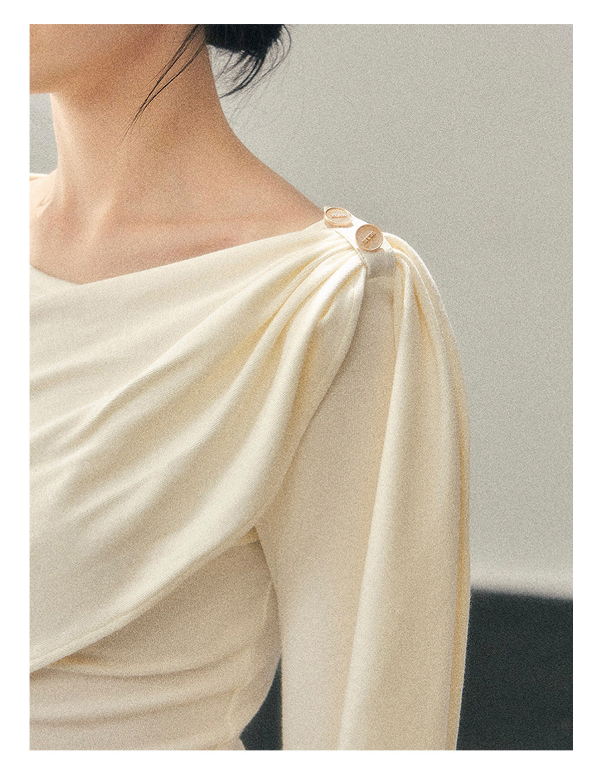 181225 “She Is Lighter Than the Wind” Streamer-Neck Top - Milky Apricot White