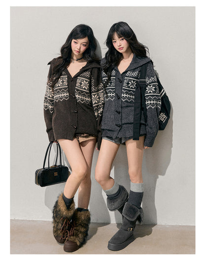 少也眼 "Weightless Night" Fair Isle Toggle Knit Cardigan