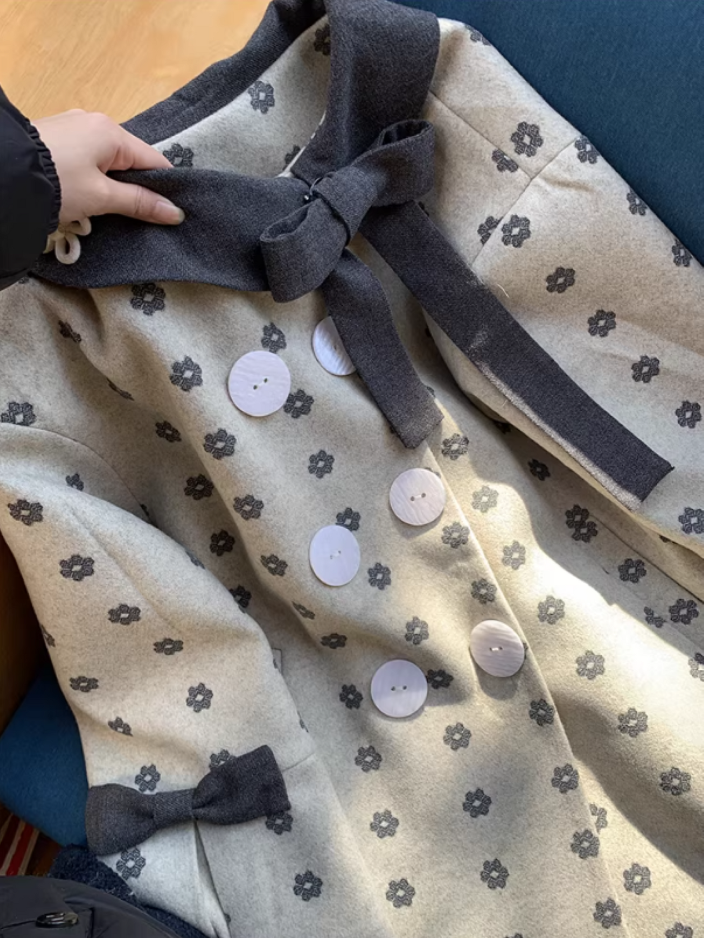 阮阮自制 - "Mild Butterfly" Bow-Embroidered Padded Wool-Blend Winter Coat