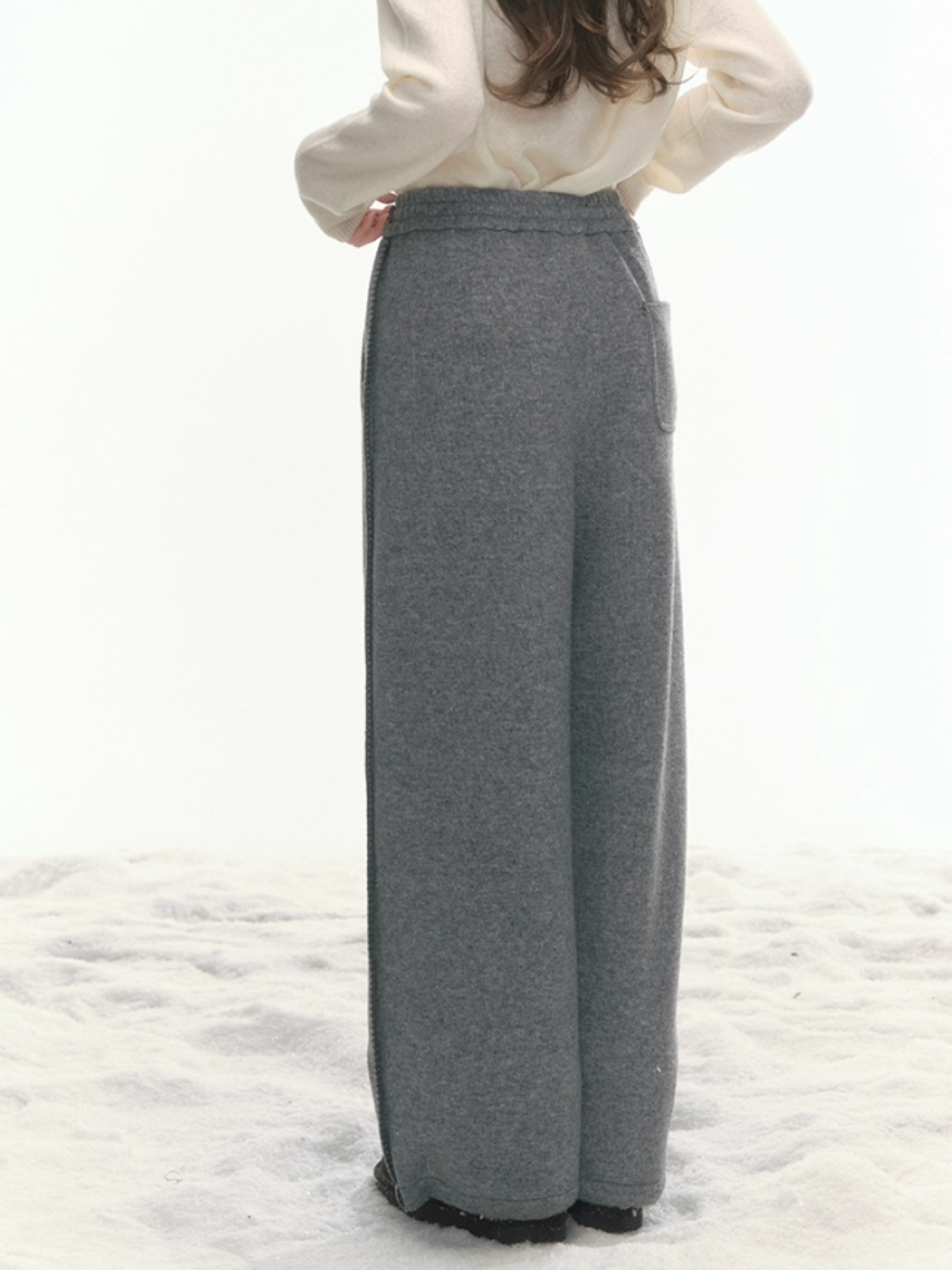 "Trace Line" Contrast-Embroidery Elastic Knit Pants LL2025466