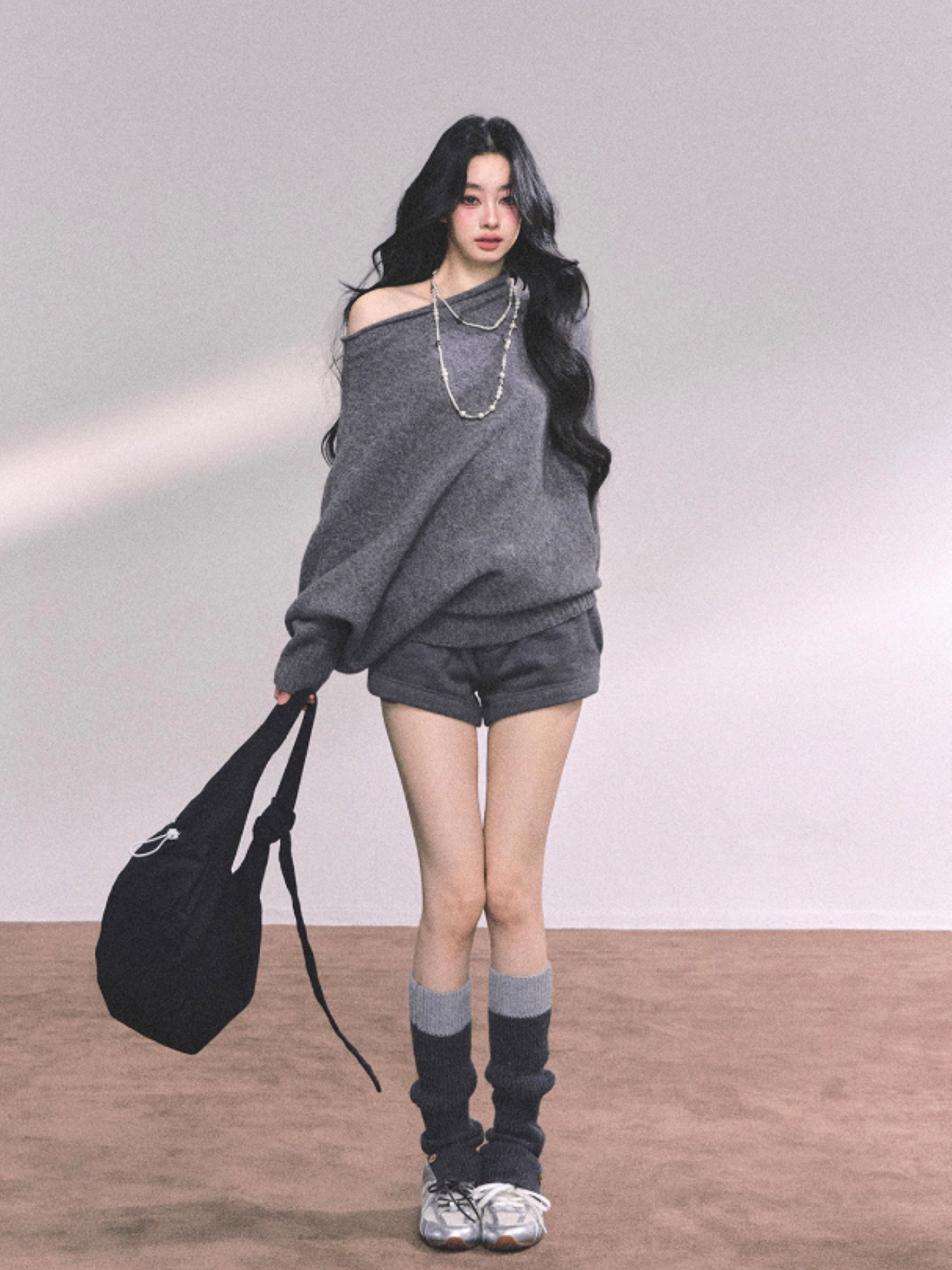 少也眼 Korean Off-Shoulder Slouchy Knit Sweater