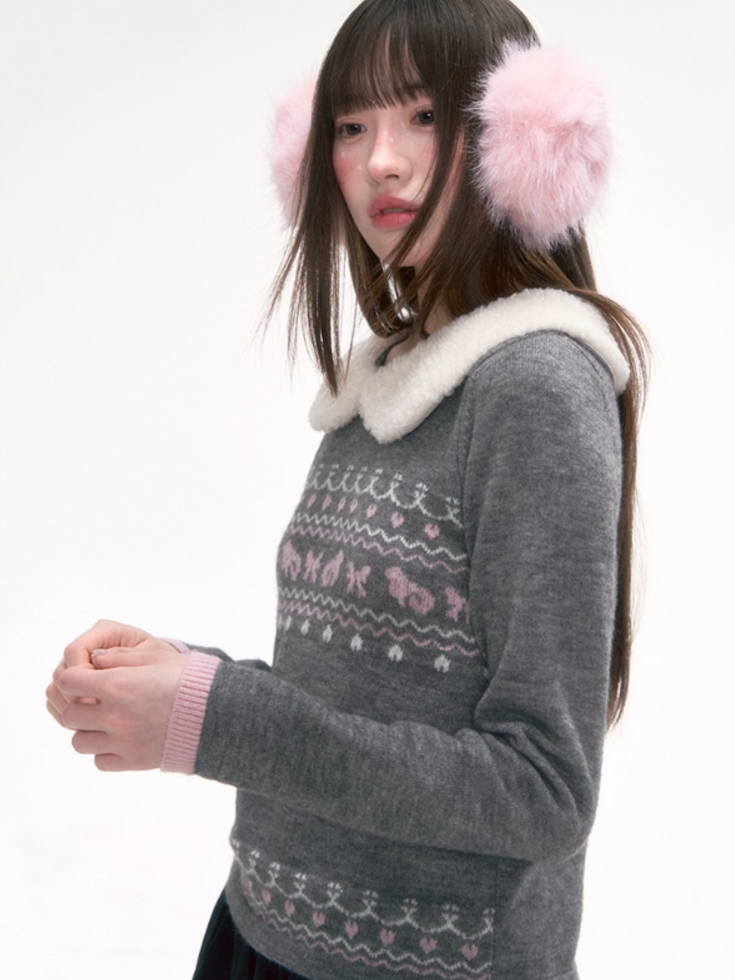 '雪绒甜心' Fair Isle Knit Top with Detachable Faux Fur Peter Pan Collar – Gray/ Navy