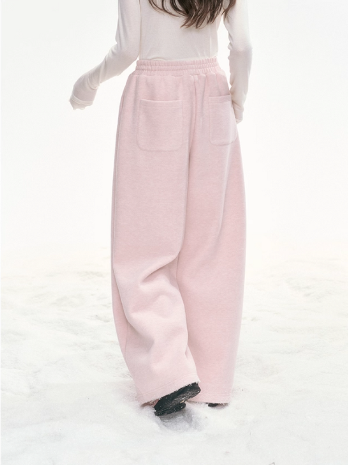 "Winter Bloom" Embroidered Knit Lounge Pants – White & Pink LL2025334