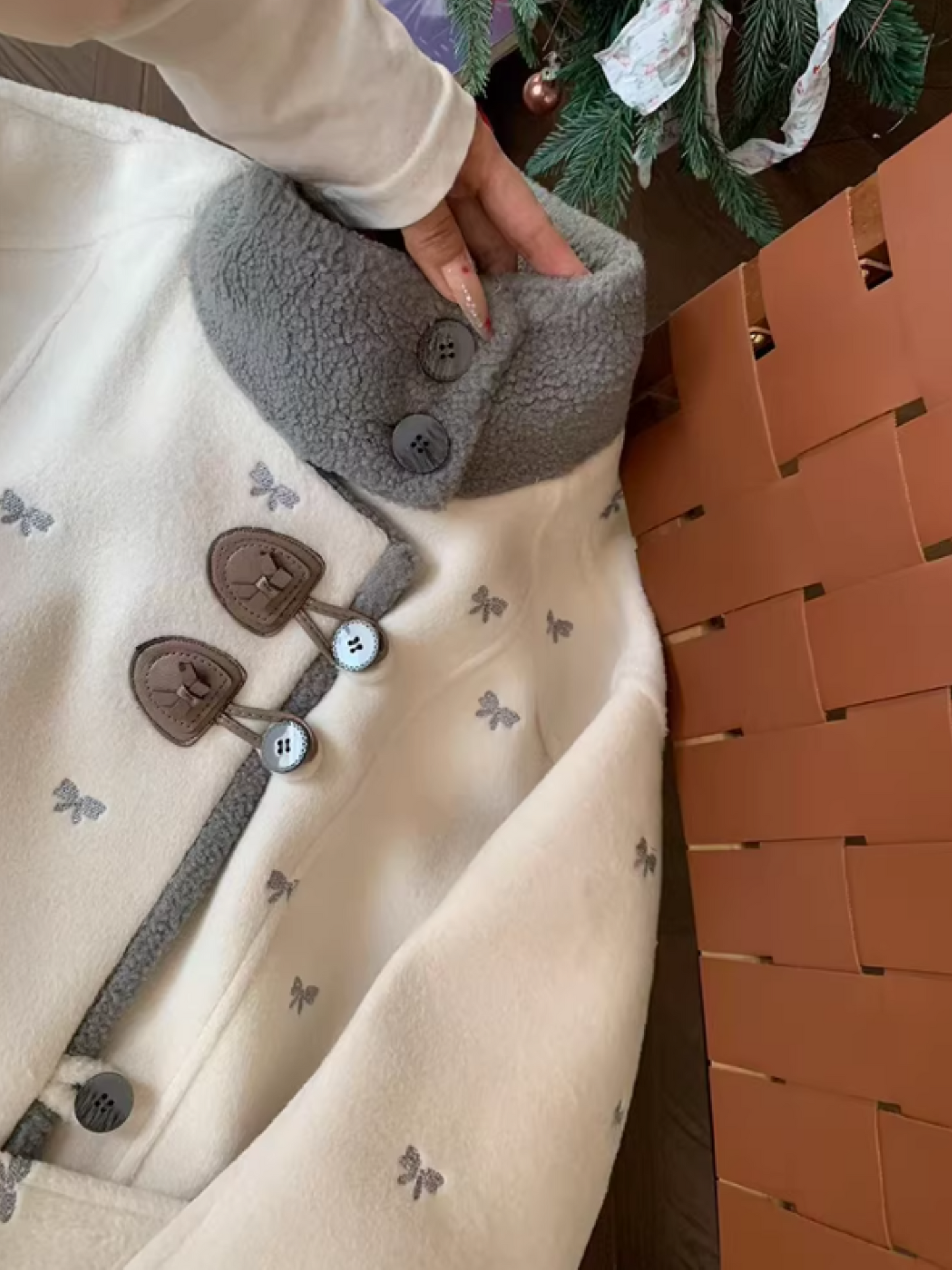 阮阮自制 - "Fog Whisper" Bow Embroidered Wool-Blend Padded Coat