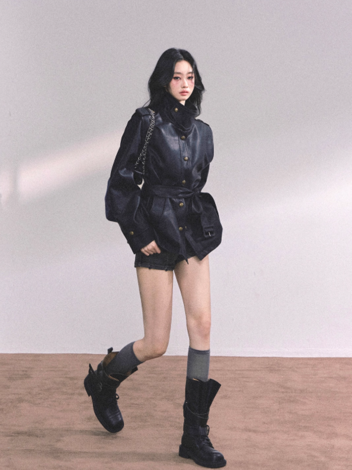 "英区时差" American Cool Girl PU Leather Jacket – Black/ Coffee