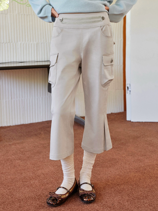 DAILY ARTIST - Khaki Napoleon Utility Cropped Pants
