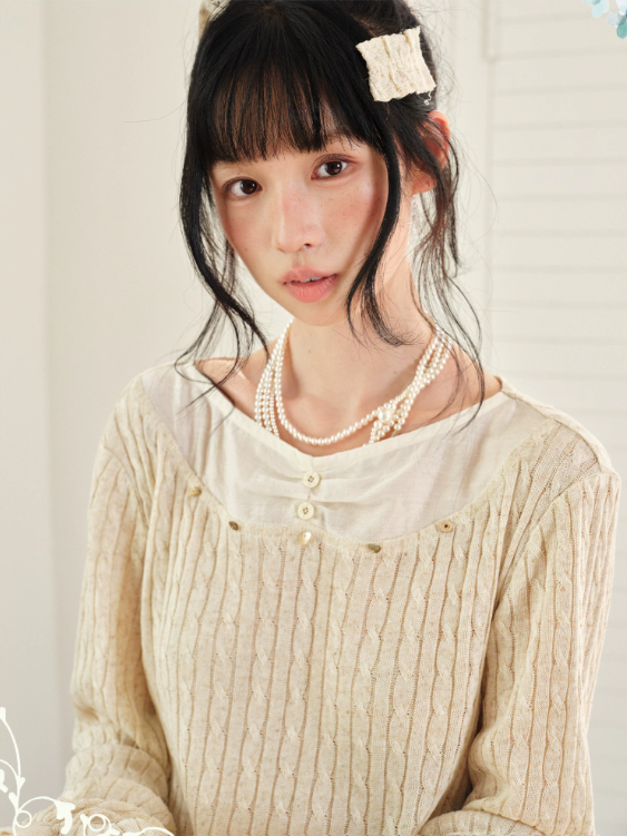 DAILY ARTIST - Almond Beige Lace-Trim Textured Knit Top