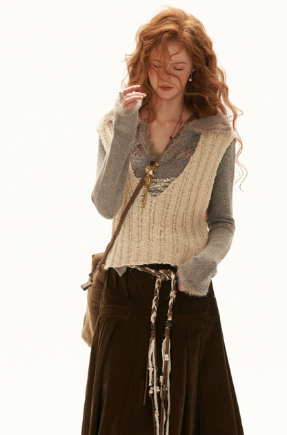 MAMC - U-Neck Textured Knit Vest - Cropped Sleeveless Sweater Top (Gray / Cream)
