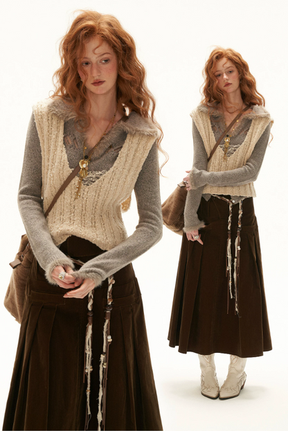 MAMC - U-Neck Textured Knit Vest - Cropped Sleeveless Sweater Top (Gray / Cream)