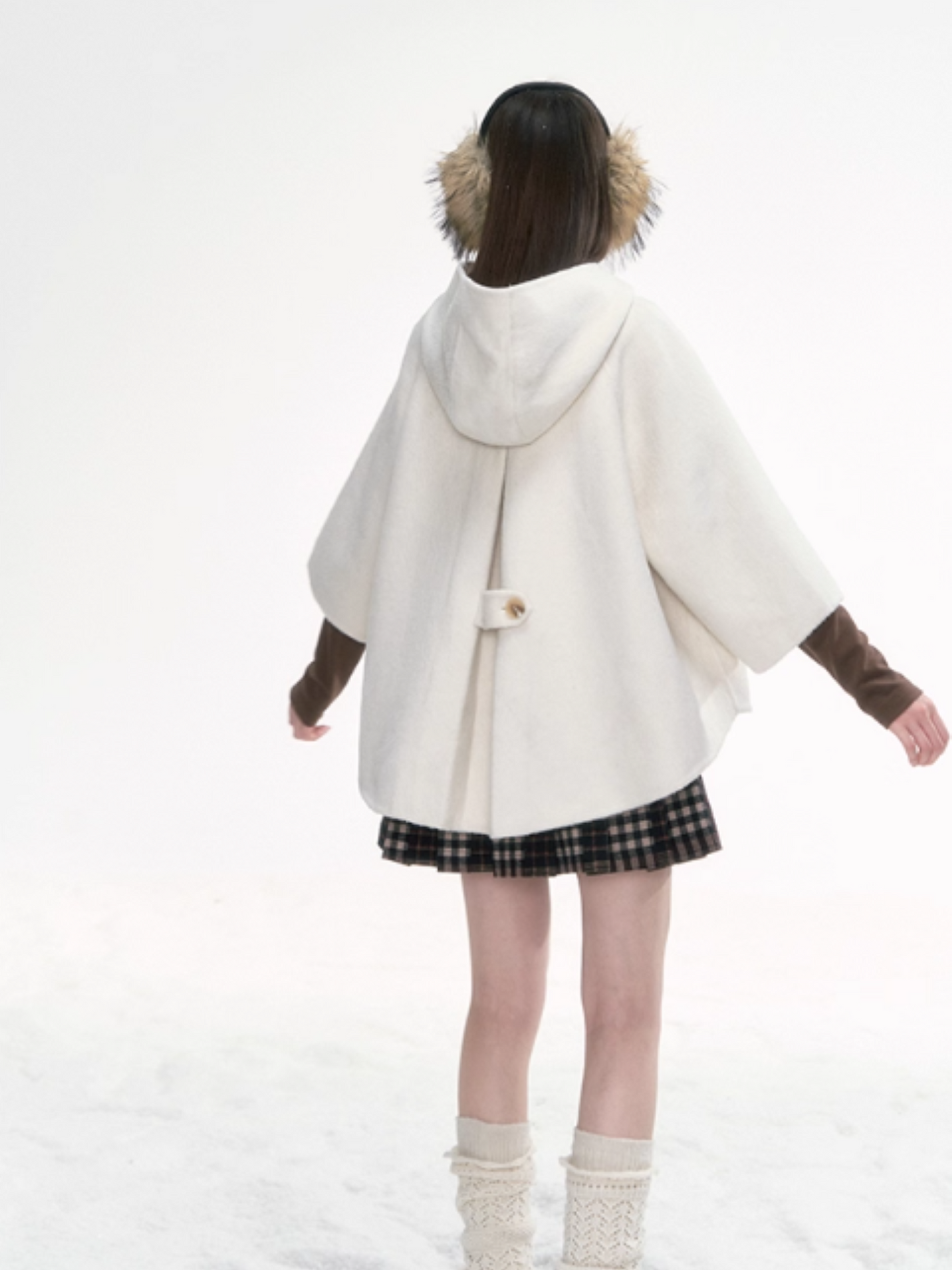 '漫游者' White Wool-Blend Hooded Cape Coat