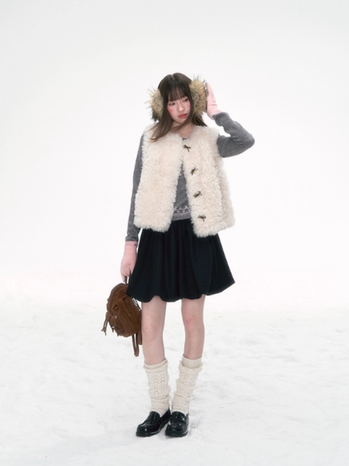 “Cloud Mousse” Soft Fuzzy Vest with Bow Detail LL2025276