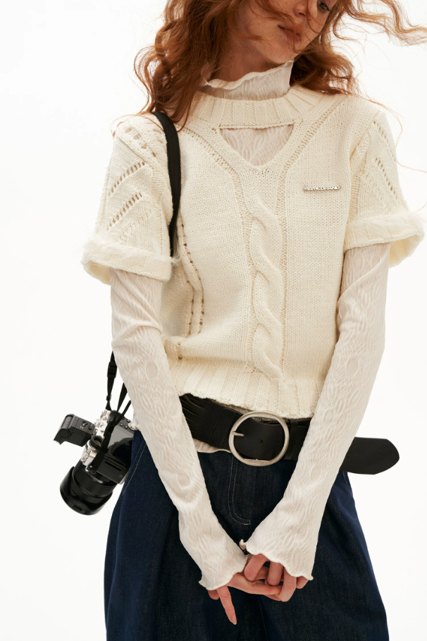 MAMC - Textured Muse Fitted Long-Sleeve Top (Red / White)