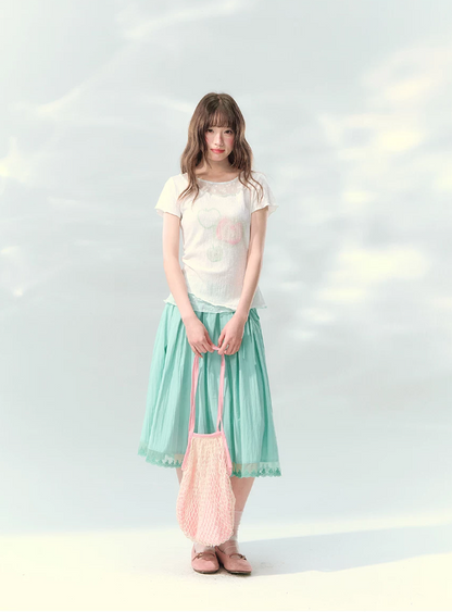 “Apple Mist Daydream” White Apple Print Ruched Tee