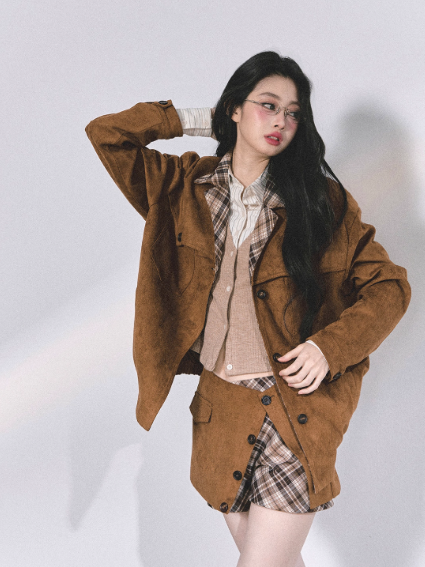 少也眼 Miu-Style Two-Piece Set – French Hepburn Jacket & Plaid Mini Skirt (Light Coffee)