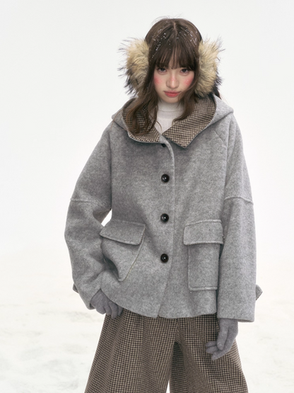 "Ash Mist Soft Wool" Two-Piece Set – Gray Coat & Plaid Shorts LL2025318