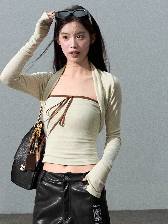 OAKMOO - Soft Curve Two-Piece Knit Set – Strapless Top & Mini Cardigan 25Q425