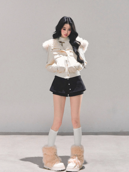 少也眼 “Snowvel Embrace” Hooded Sherpa Jacket - Cream White 874351