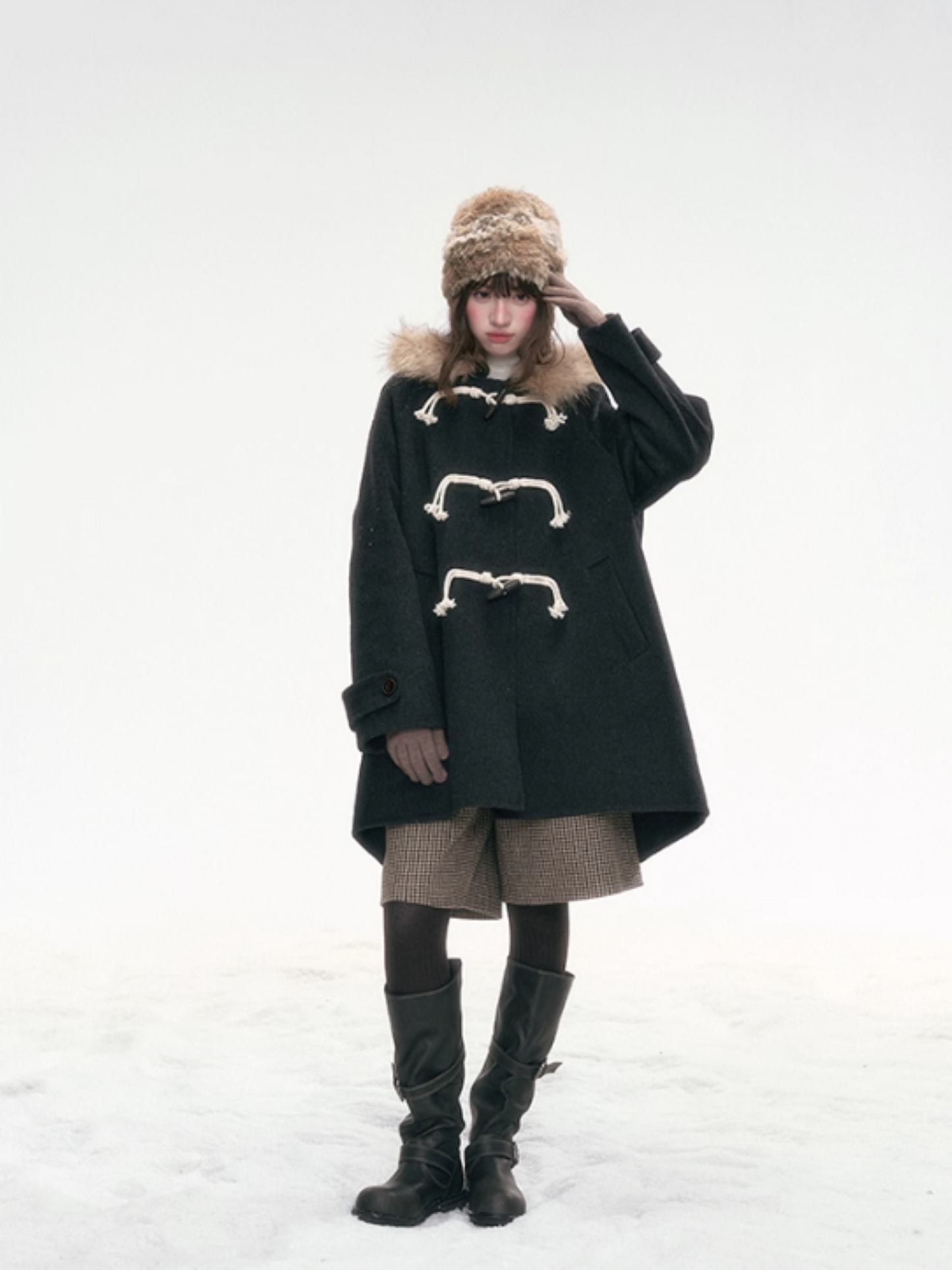 "Tundra Whispers" Wool Coat – Black LL2025319