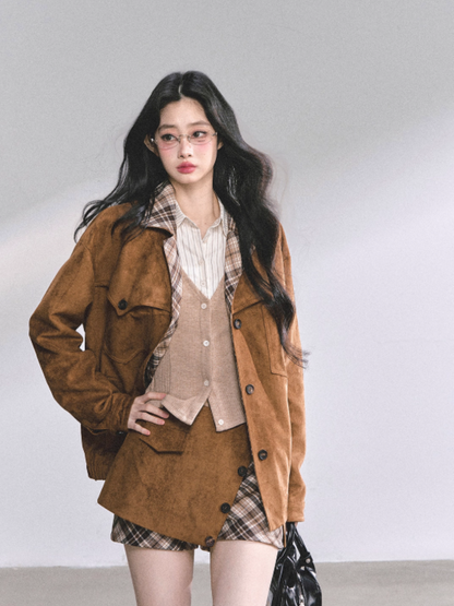少也眼 Miu-Style Two-Piece Set – French Hepburn Jacket & Plaid Mini Skirt (Light Coffee)
