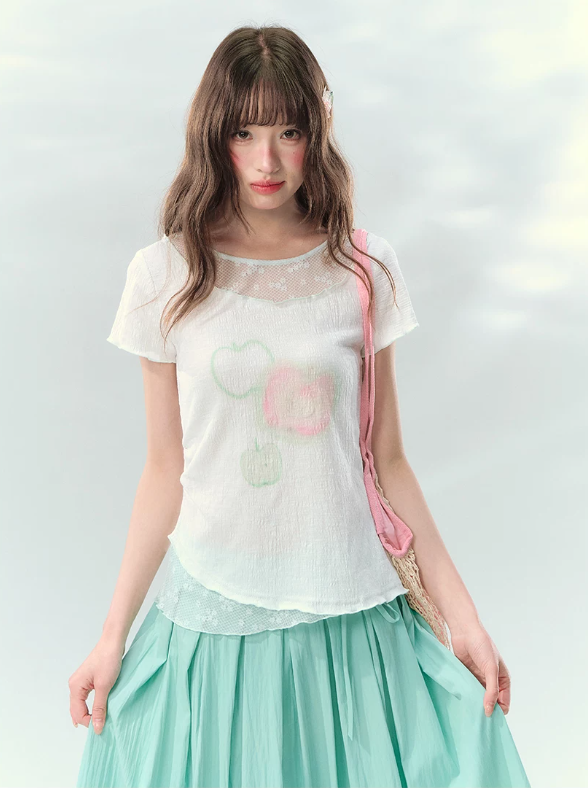 “Apple Mist Daydream” White Apple Print Ruched Tee