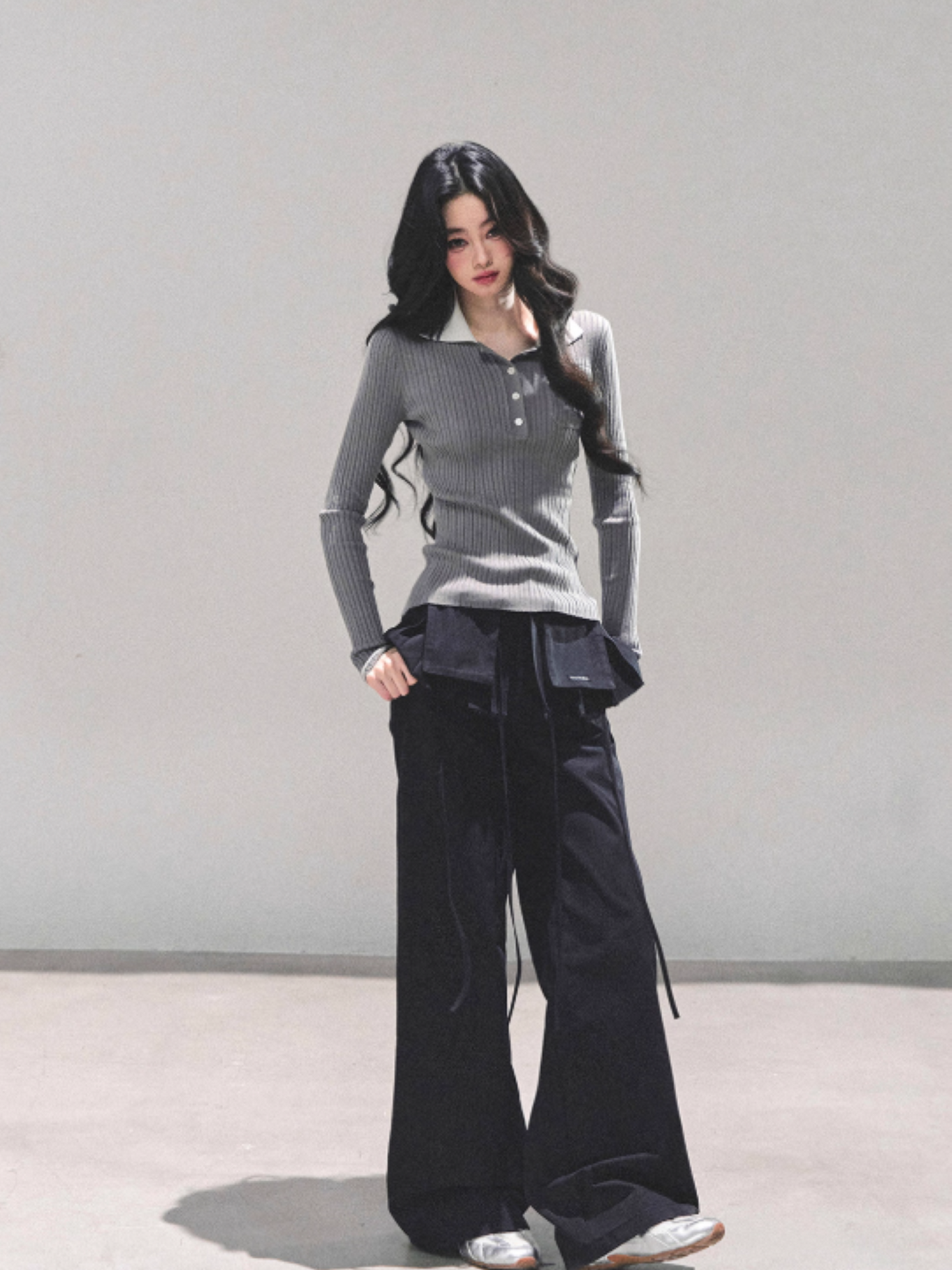 "温蒂的信" Classic Polo Collar Knit Top - Gray