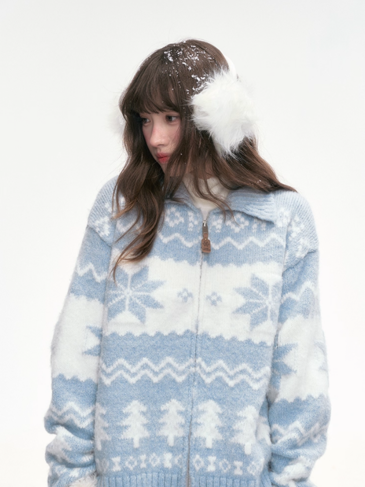 "Frost Whisper" Blue Vintage Contrast Knit Cardigan LL2025305