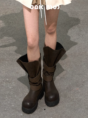 OAKMOO - "Moss Knee-High" Vintage Petal Strap Leather Boots – Brown 25Q499