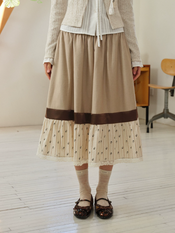 DAILY ARTIST - Tea Brown Color-Block Floral Lace-Trim A-Line Skirt
