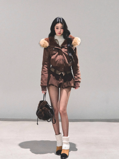 少也眼 “Snowvel Embrace” Hooded Sherpa Jacket - Coffee Brown 874351