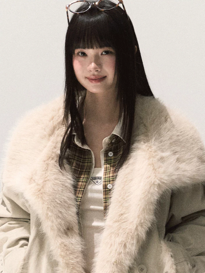 OAKMOO/ Silver Snowgrass White Faux Fur Collar Cropped Parka Jacket