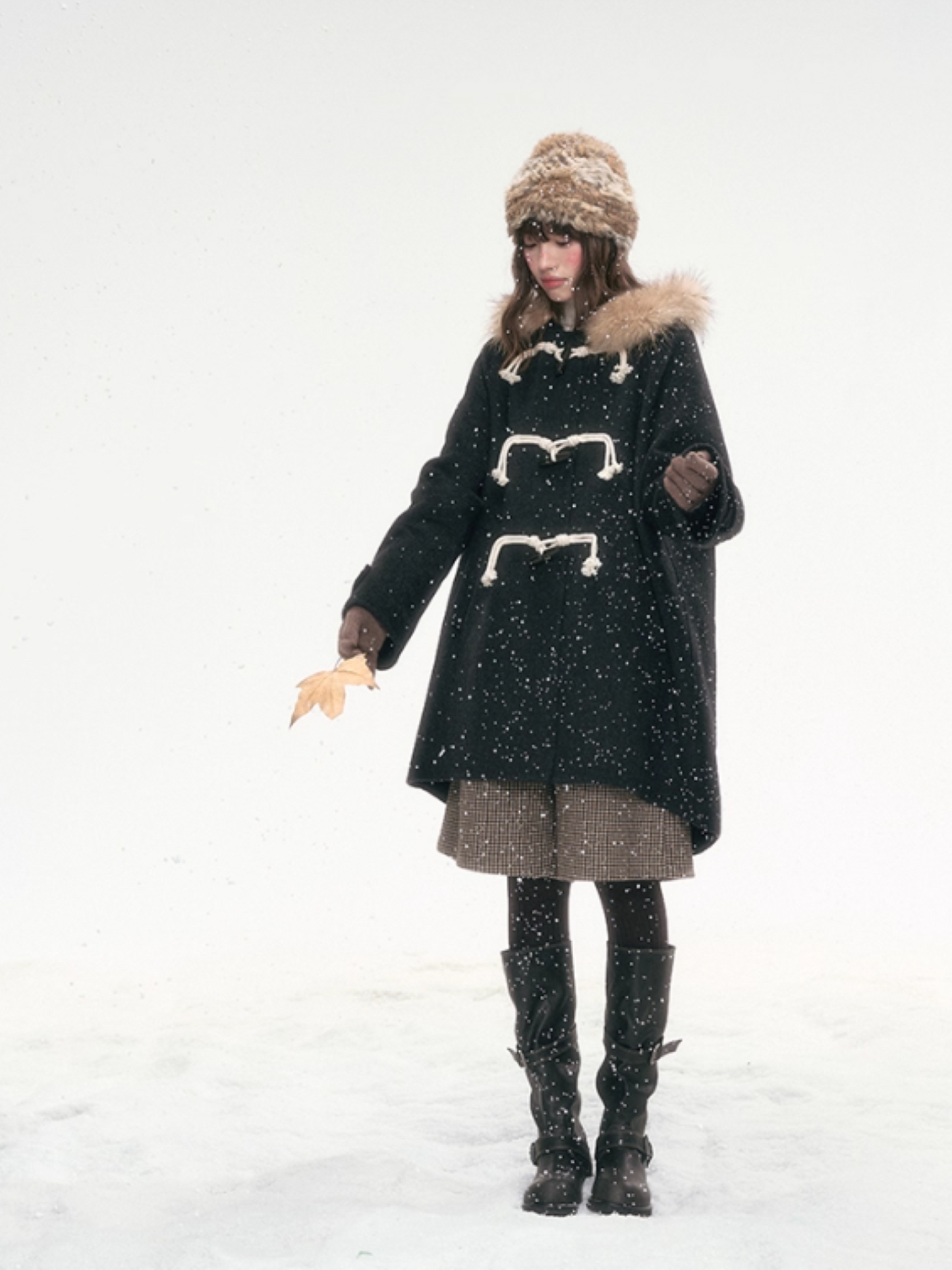 "Tundra Whispers" Wool Coat – Black LL2025319