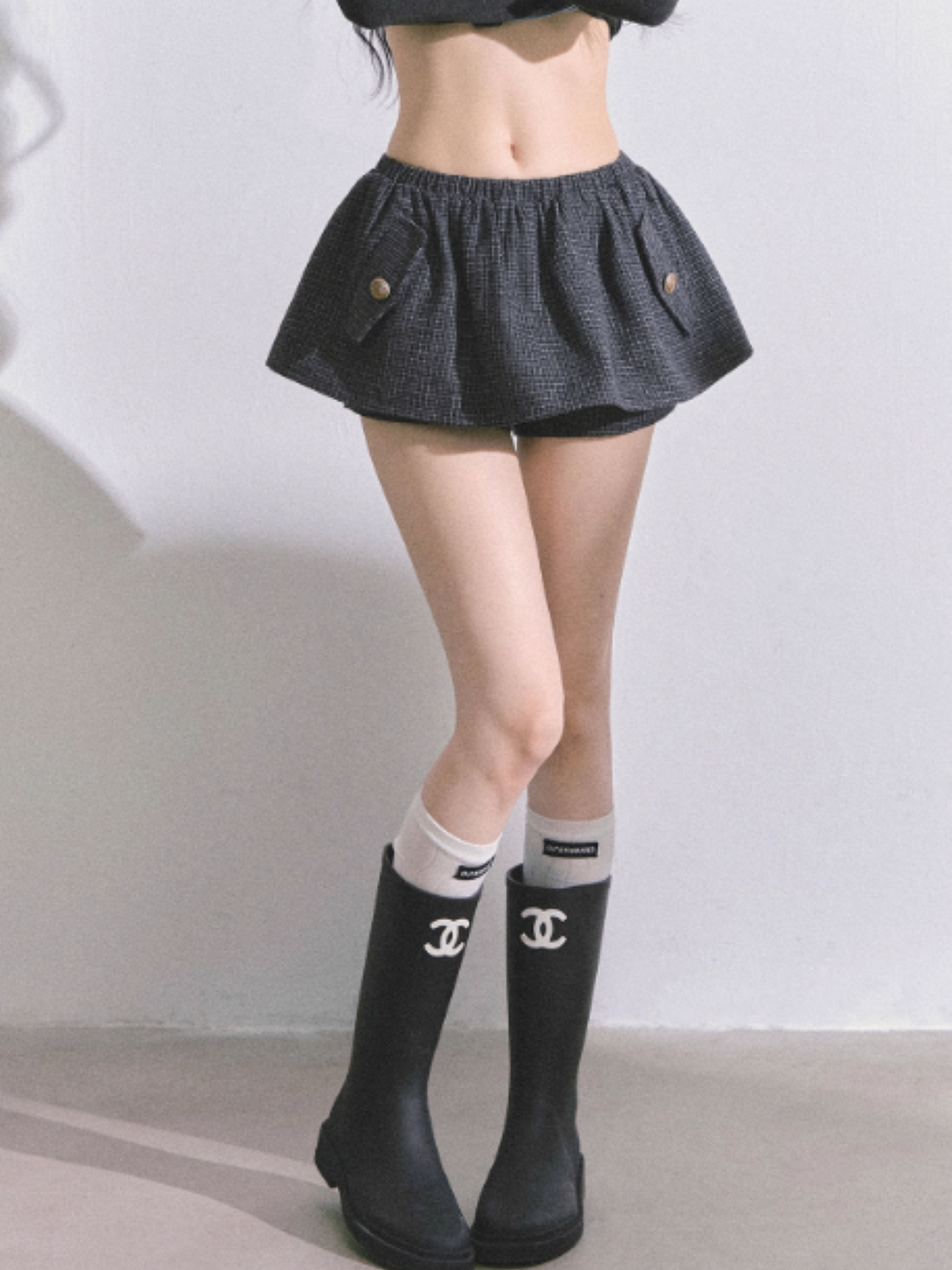 少也眼 French Plaid Woolen High-Waist A-Line Mini Skirt – Gray/ Coffee