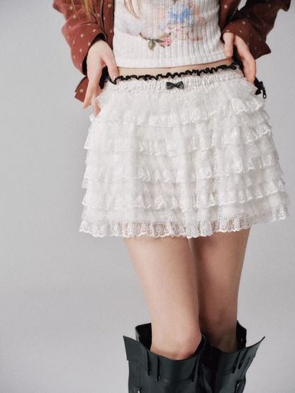"浪漫少女" White Knit Mini Skirt with Lace Ruffles & Satin Bow