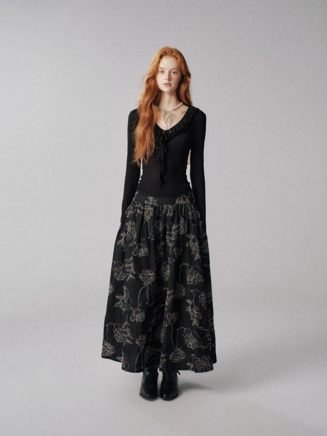 "糖果多巴胺" Color-Accented Embroidered Flared Midi Skirt (Black)