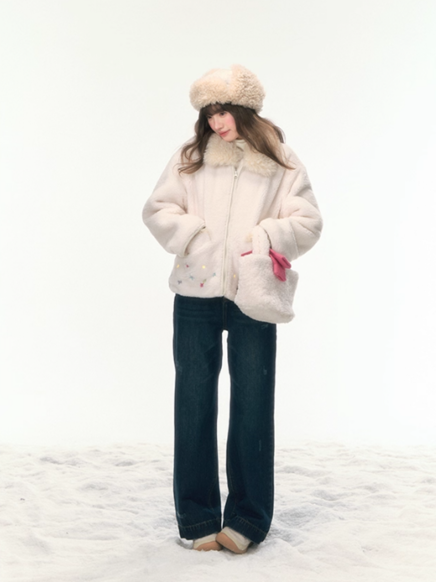 “Spring at Lake Tekapo” Embroidered Sherpa Fleece Short Jacket WW2025463
