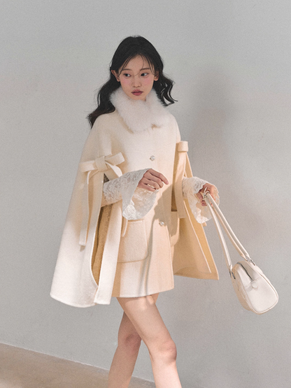 少也眼 “Snowland’s Tenderness” Wool Cape Coat with Detachable Fur Collar
